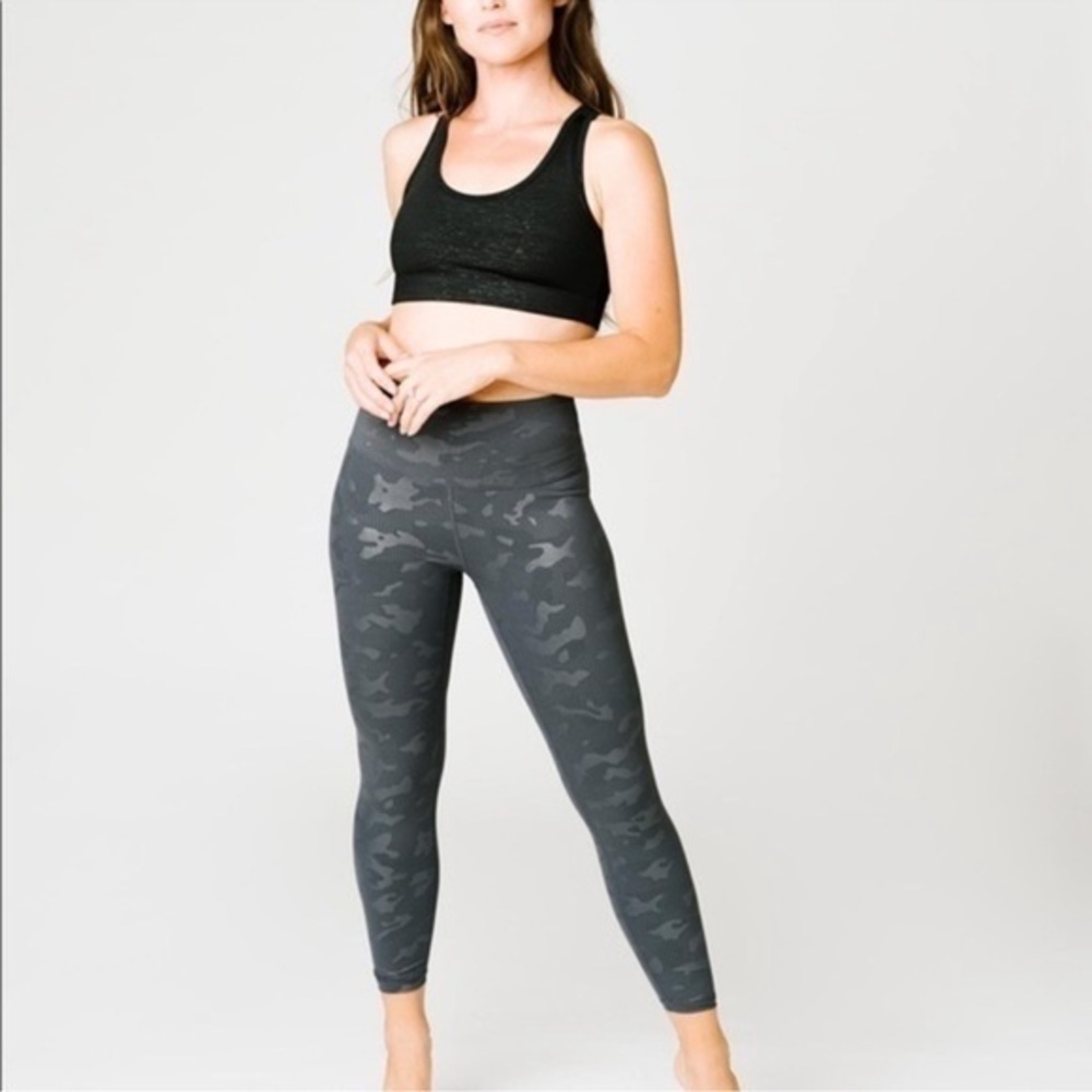 Zyia Leggings Gray Battleship Camo Luxe Hi Rise 7/8 Length Size 14-16
